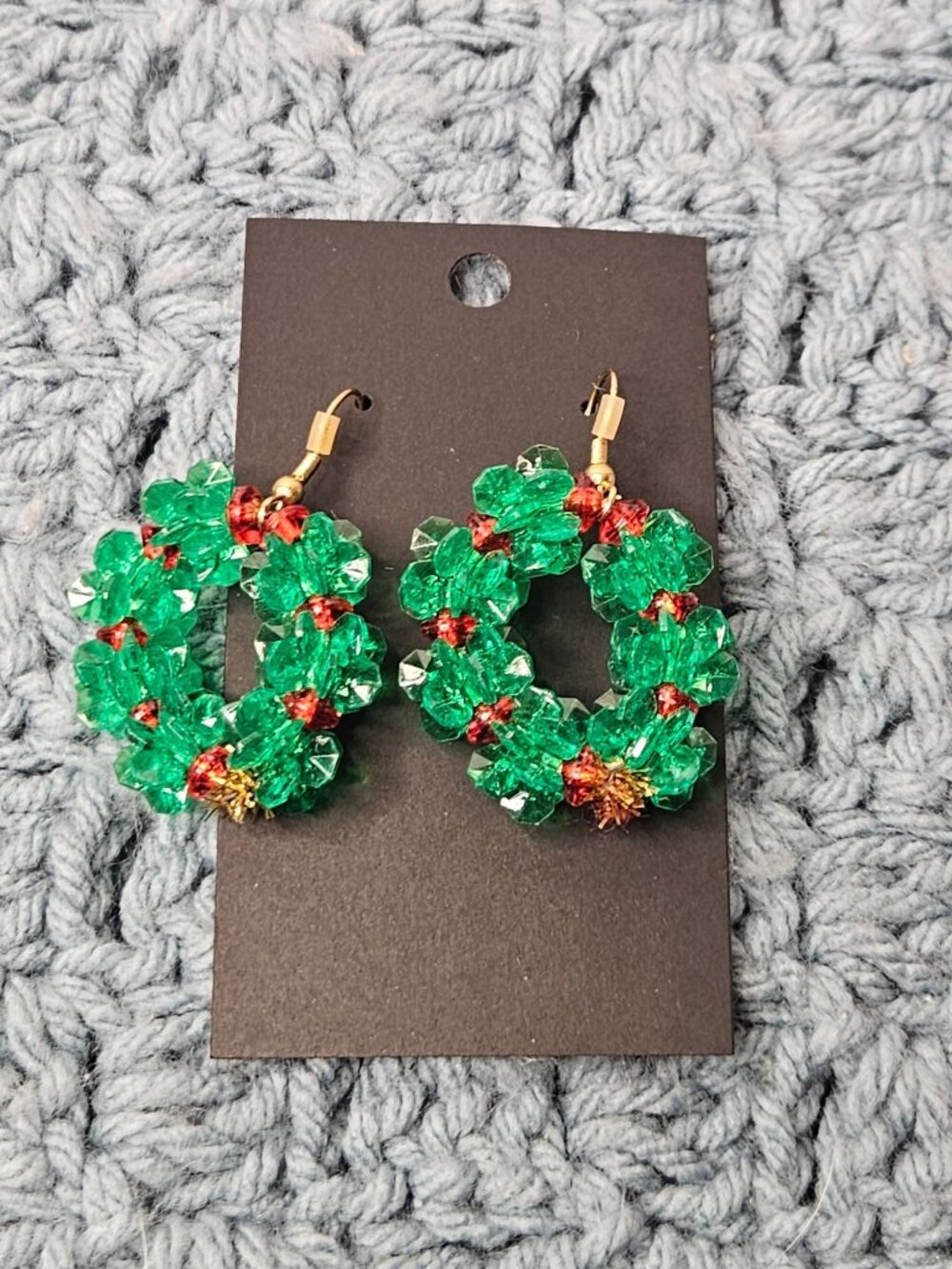 Plastic Beaded Christmas Wreath Dangle Earrings 1.25 inches